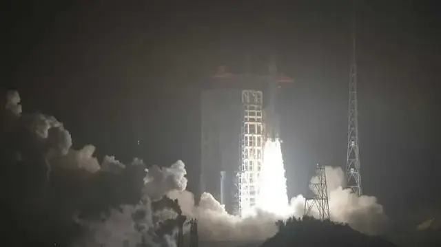 cinden yorungeye yeni uydu 3yHW66M9