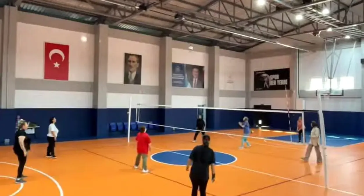 pazaryerinde kadinlar voleybol etkinligi Yqv2sTLu
