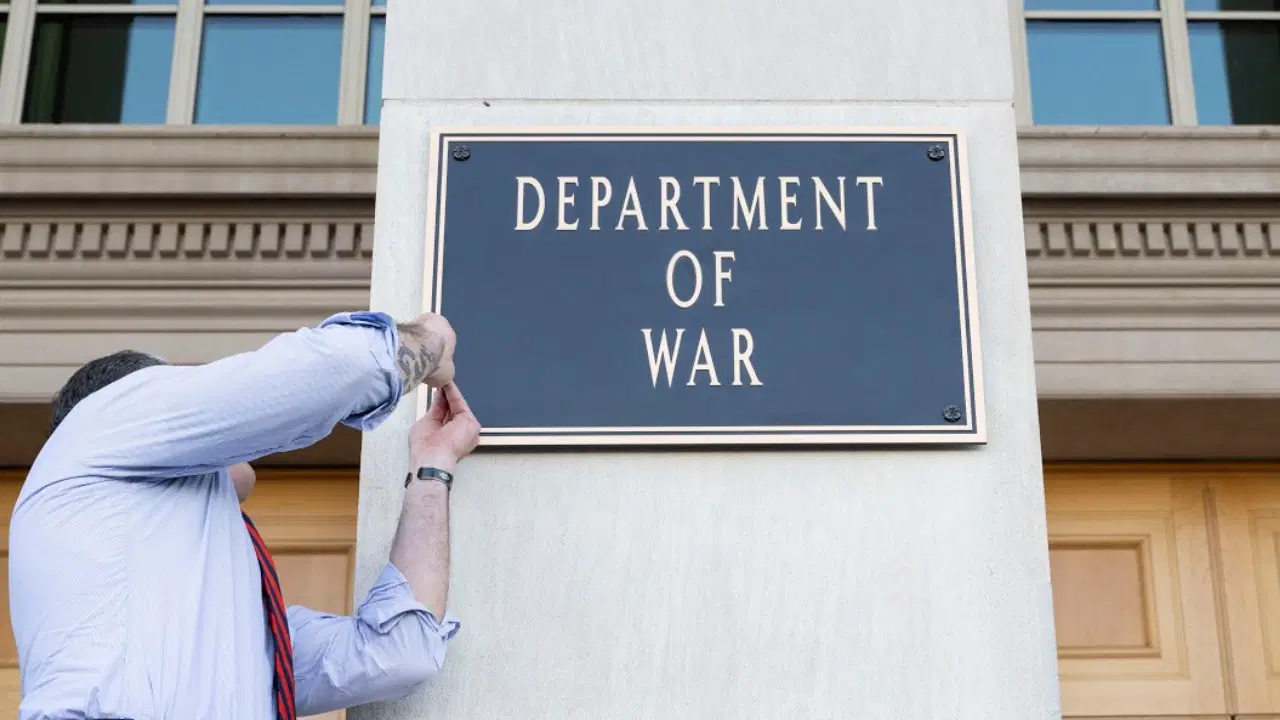Pentagon, Savunma Bakanlığı’nın Adını “Savaş Bakanlığı” Olarak Değiştirmek İçin Kongre’ye Başvurdu: Maliyet Endişeleri Gündemde