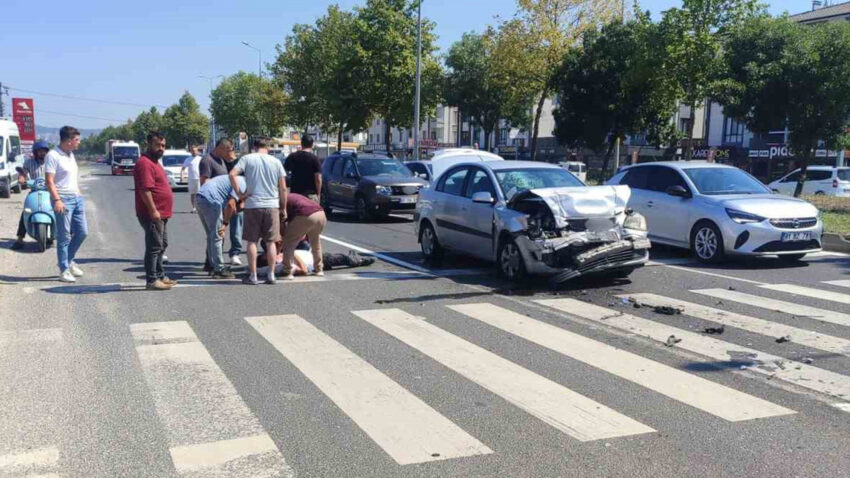 Isikli kavsakta 2 otomobil carpisti 1 yarali ziE3xpNB